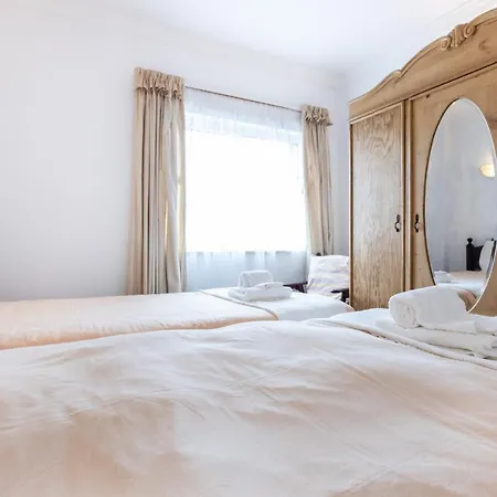 Floor With Great Views!